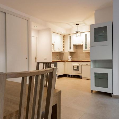 מארבלה Varios Apartamentos Romana Playa Elviria מראה חיצוני תמונה
