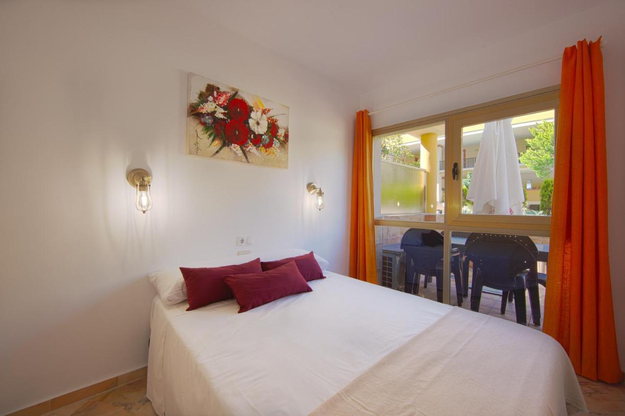 מארבלה Varios Apartamentos Romana Playa Elviria מראה חיצוני תמונה