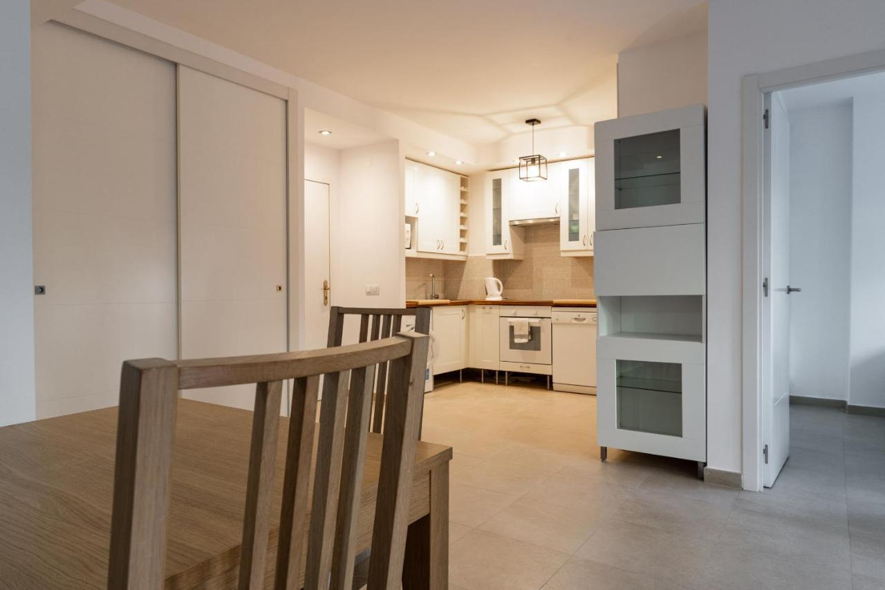 מארבלה Varios Apartamentos Romana Playa Elviria מראה חיצוני תמונה