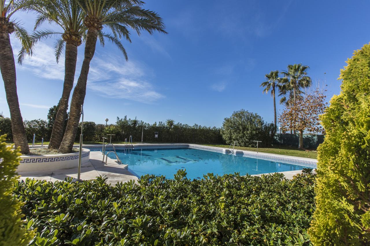 מארבלה Varios Apartamentos Romana Playa Elviria מראה חיצוני תמונה