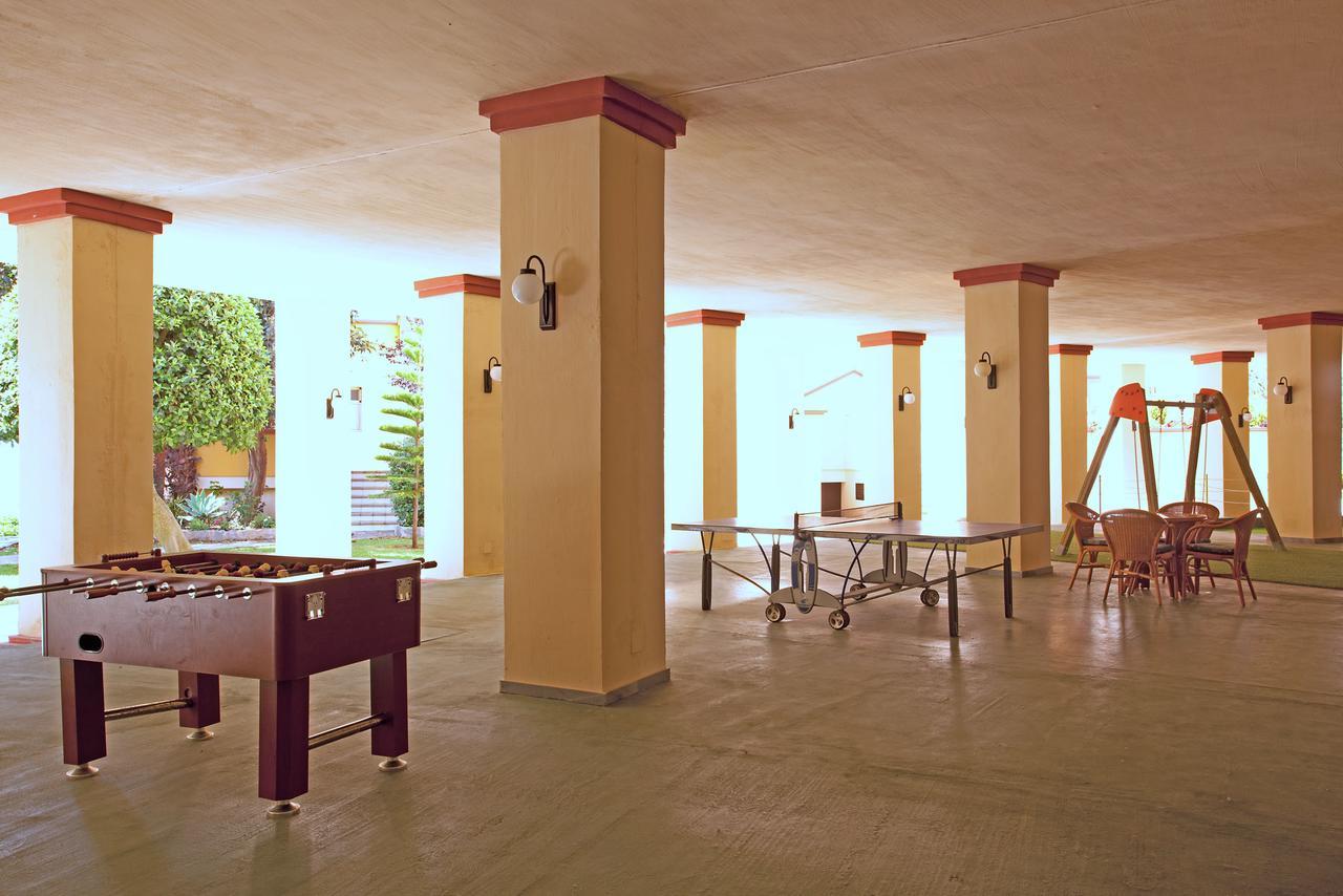 מארבלה Varios Apartamentos Romana Playa Elviria מראה חיצוני תמונה