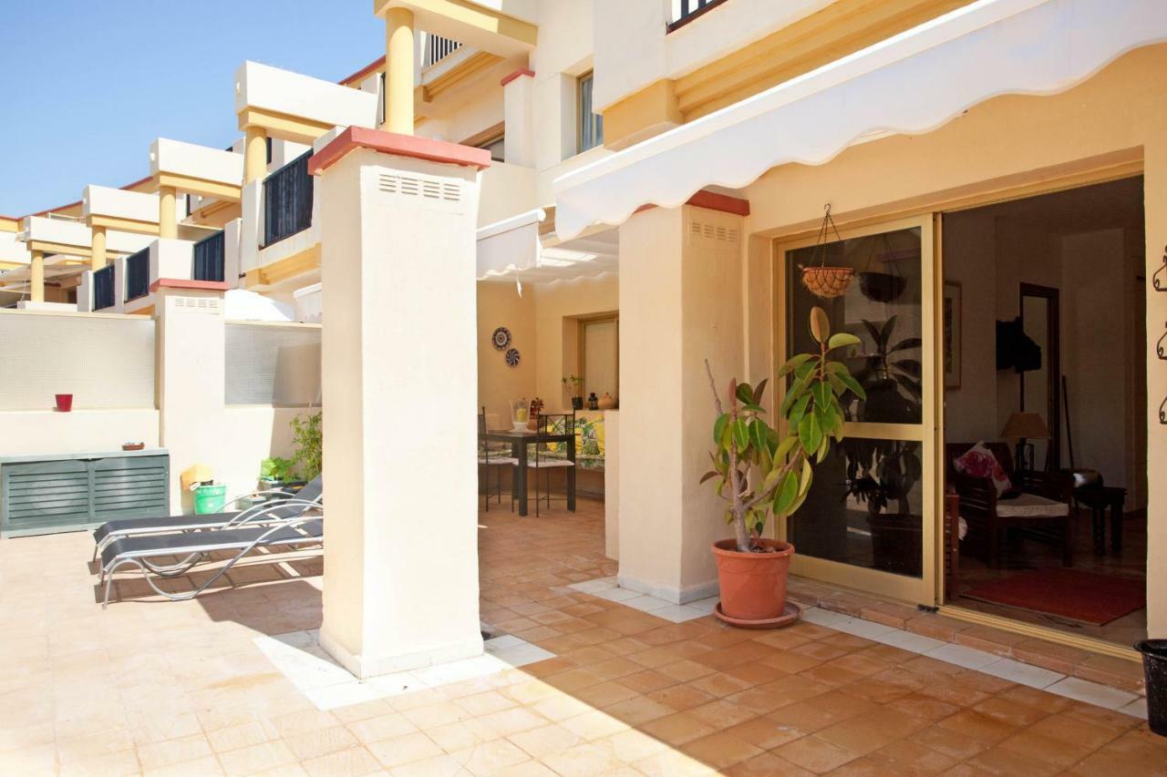 מארבלה Varios Apartamentos Romana Playa Elviria מראה חיצוני תמונה